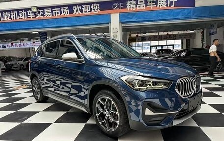 BMW X1, 2022 год, 1 800 000 рублей, 3 фотография