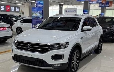 Volkswagen T-Roc I, 2022 год, 1 460 000 рублей, 1 фотография
