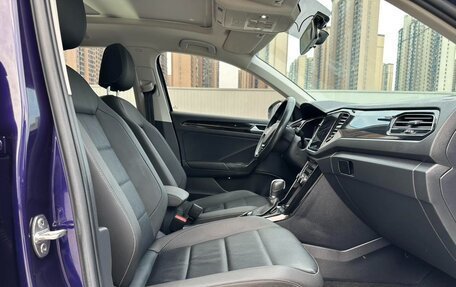 Volkswagen T-Roc I, 2023 год, 1 480 000 рублей, 12 фотография