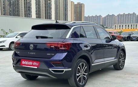Volkswagen T-Roc I, 2023 год, 1 480 000 рублей, 5 фотография