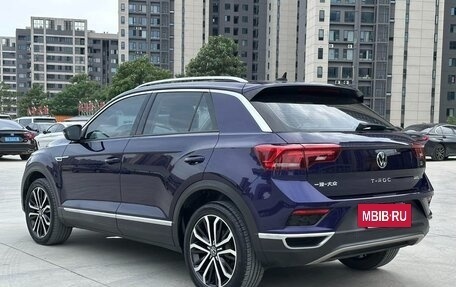 Volkswagen T-Roc I, 2023 год, 1 480 000 рублей, 4 фотография