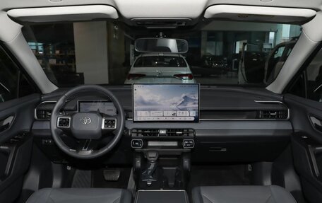 Toyota RAV4, 2026 год, 3 520 000 рублей, 7 фотография