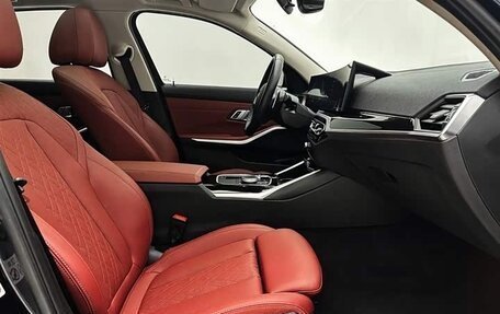 BMW 3 серия, 2022 год, 2 750 000 рублей, 13 фотография