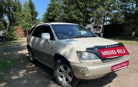 Toyota Harrier, 1999 год, 680 000 рублей, 3 фотография