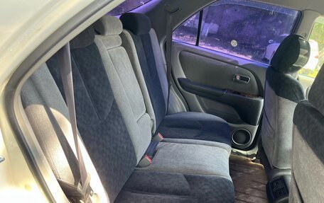 Toyota Harrier, 1999 год, 680 000 рублей, 14 фотография