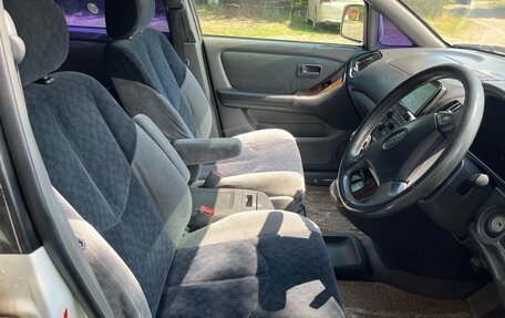 Toyota Harrier, 1999 год, 680 000 рублей, 12 фотография