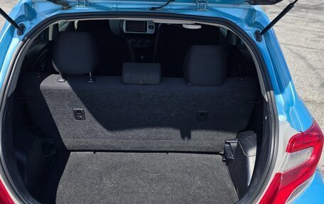 Toyota Vitz, 2014 год, 700 000 рублей, 5 фотография