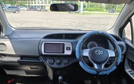 Toyota Vitz, 2014 год, 700 000 рублей, 10 фотография