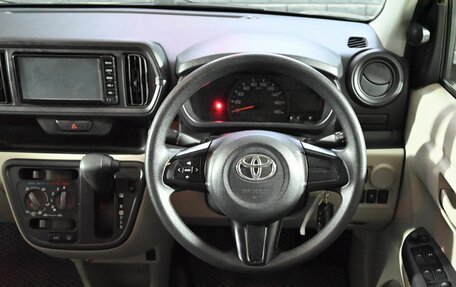 Toyota Passo III, 2018 год, 1 000 000 рублей, 12 фотография