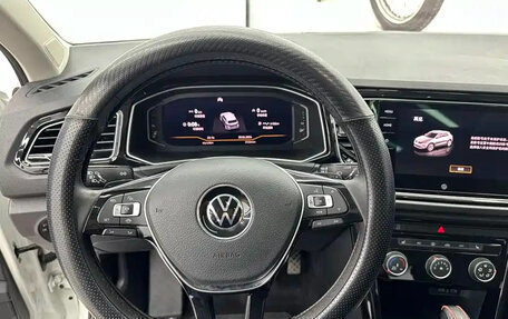Volkswagen T-Roc I, 2022 год, 1 550 000 рублей, 8 фотография