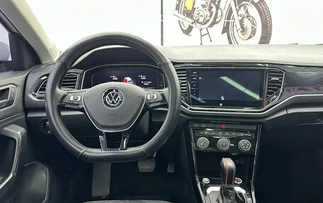 Volkswagen T-Roc I, 2022 год, 1 550 000 рублей, 7 фотография