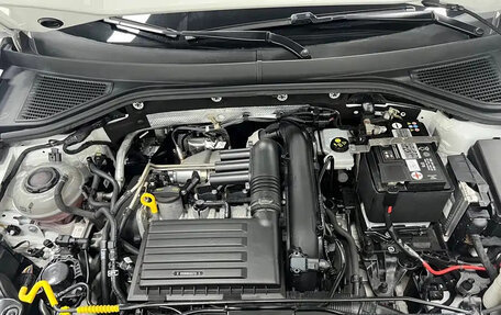 Volkswagen T-Roc I, 2023 год, 1 695 000 рублей, 18 фотография