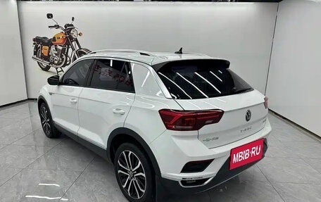 Volkswagen T-Roc I, 2022 год, 1 550 000 рублей, 4 фотография
