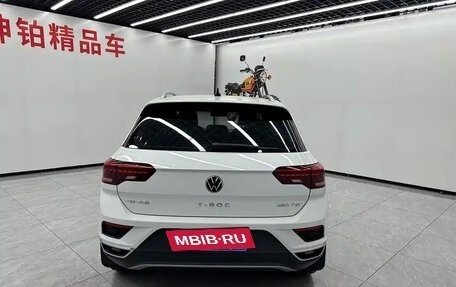 Volkswagen T-Roc I, 2022 год, 1 550 000 рублей, 5 фотография