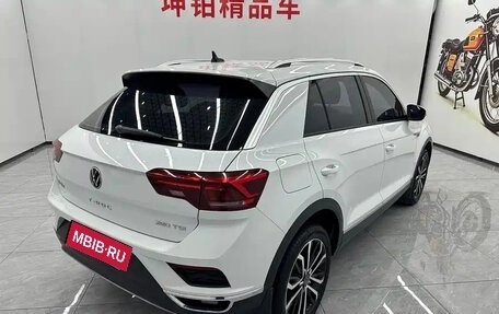 Volkswagen T-Roc I, 2022 год, 1 550 000 рублей, 6 фотография