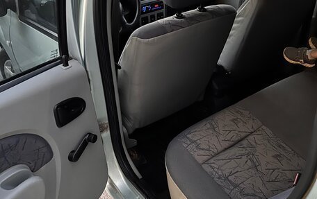 Renault Logan I, 2006 год, 250 000 рублей, 7 фотография