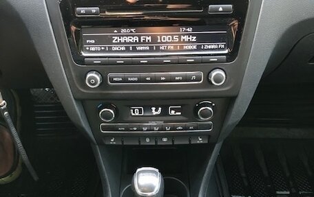 Skoda Rapid I, 2014 год, 990 000 рублей, 25 фотография