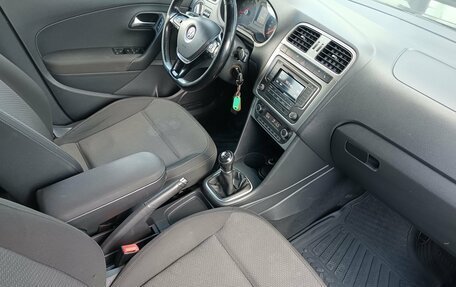 Volkswagen Polo VI (EU Market), 2017 год, 920 000 рублей, 13 фотография