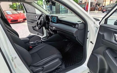 Honda Vezel, 2023 год, 1 830 008 рублей, 14 фотография