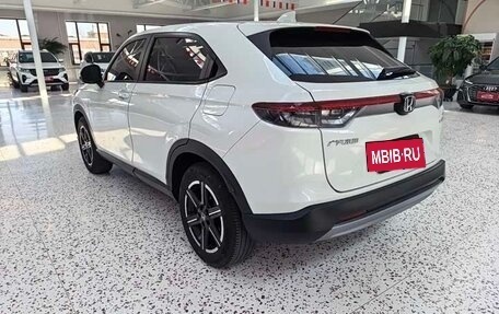 Honda Vezel, 2023 год, 1 830 008 рублей, 7 фотография