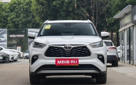 Toyota Highlander, 2026 год, 4 245 000 рублей, 2 фотография