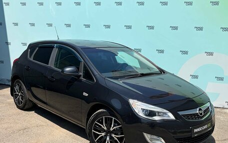 Opel Astra J, 2010 год, 695 000 рублей, 1 фотография