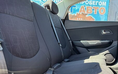 KIA Rio III рестайлинг, 2013 год, 750 000 рублей, 17 фотография