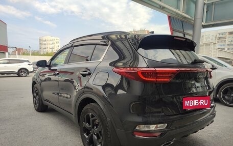 KIA Sportage IV рестайлинг, 2021 год, 2 300 000 рублей, 4 фотография
