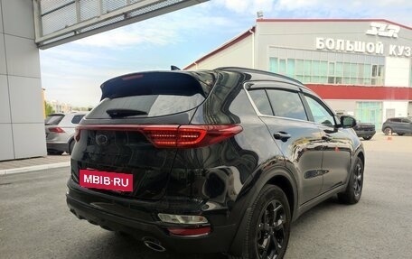 KIA Sportage IV рестайлинг, 2021 год, 2 300 000 рублей, 3 фотография