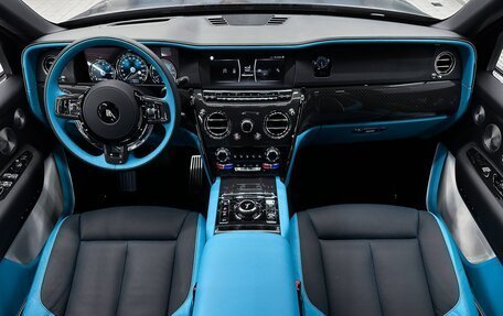 Rolls-Royce Cullinan, 2024 год, 44 900 000 рублей, 15 фотография