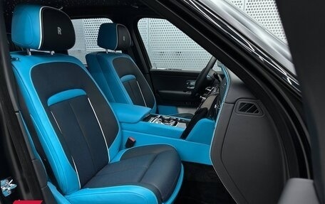 Rolls-Royce Cullinan, 2024 год, 44 900 000 рублей, 13 фотография