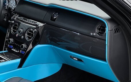 Rolls-Royce Cullinan, 2024 год, 44 900 000 рублей, 22 фотография