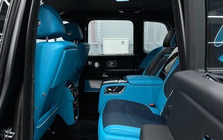 Rolls-Royce Cullinan, 2024 год, 44 900 000 рублей, 23 фотография