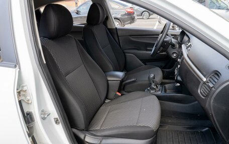 KIA Rio IV, 2017 год, 1 169 000 рублей, 8 фотография