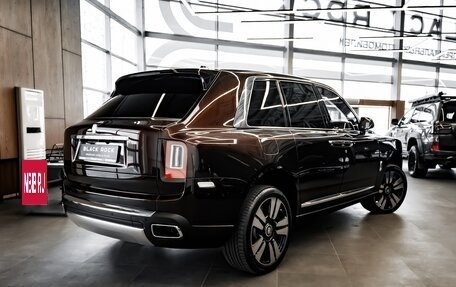 Rolls-Royce Cullinan, 2020 год, 33 900 000 рублей, 3 фотография