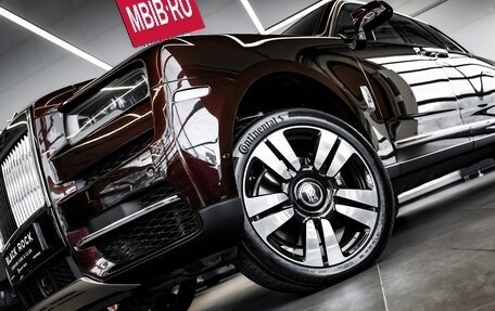 Rolls-Royce Cullinan, 2020 год, 33 900 000 рублей, 11 фотография