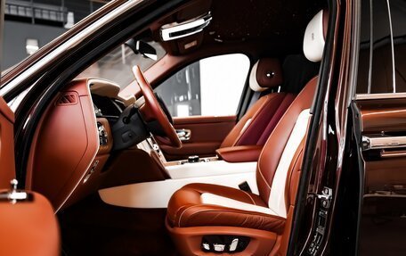 Rolls-Royce Cullinan, 2020 год, 33 900 000 рублей, 20 фотография