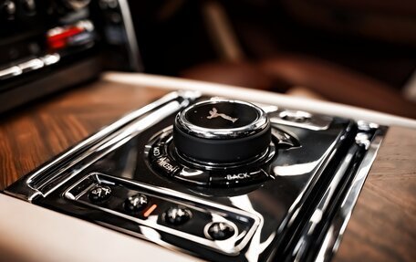 Rolls-Royce Cullinan, 2020 год, 33 900 000 рублей, 24 фотография