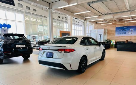 Toyota Corolla, 2022 год, 2 399 900 рублей, 6 фотография