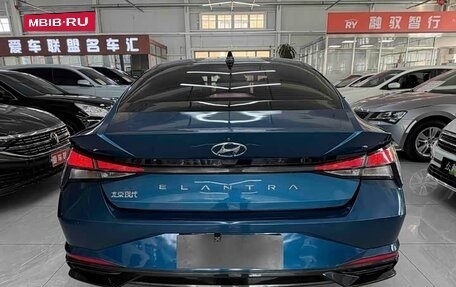 Hyundai Elantra, 2023 год, 1 490 000 рублей, 5 фотография