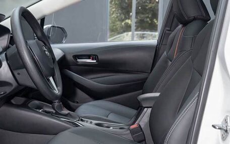Toyota Corolla, 2023 год, 1 330 000 рублей, 8 фотография