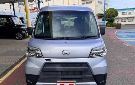 Daihatsu Hijet, 2022 год, 530 000 рублей, 2 фотография