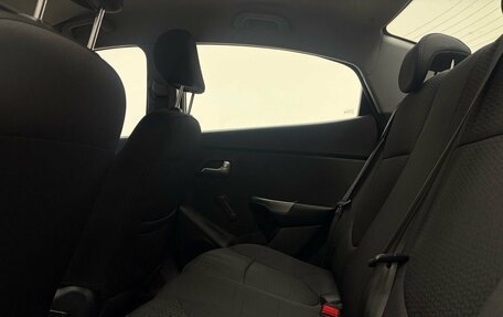 KIA Rio III рестайлинг, 2016 год, 940 000 рублей, 18 фотография