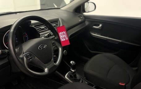 KIA Rio III рестайлинг, 2016 год, 940 000 рублей, 16 фотография