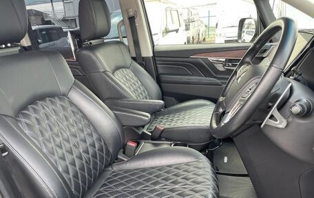 Mitsubishi Delica D:5 I, 2023 год, 2 344 000 рублей, 9 фотография