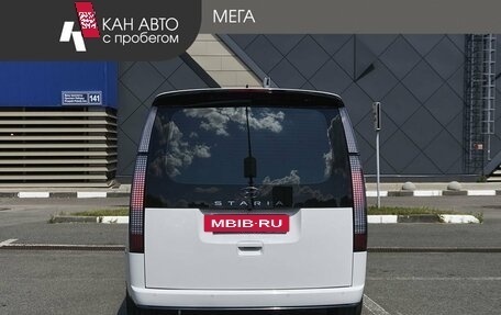 Hyundai Staria, 2024 год, 6 490 000 рублей, 4 фотография