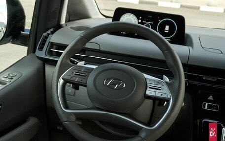 Hyundai Staria, 2024 год, 6 490 000 рублей, 16 фотография
