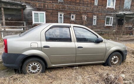 Renault Logan I, 2010 год, 300 000 рублей, 2 фотография