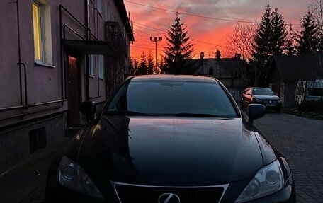 Lexus IS II рестайлинг 2, 2006 год, 1 150 000 рублей, 7 фотография