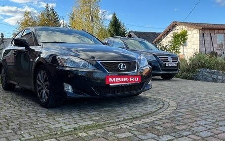 Lexus IS II рестайлинг 2, 2006 год, 1 150 000 рублей, 2 фотография